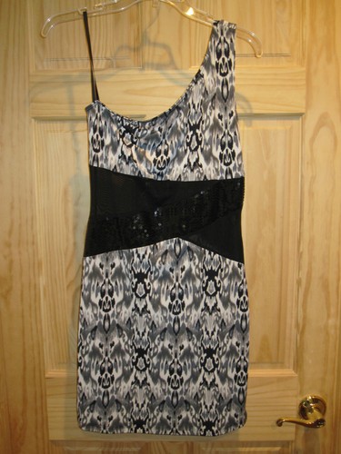 New deb one shoulder animal - new,